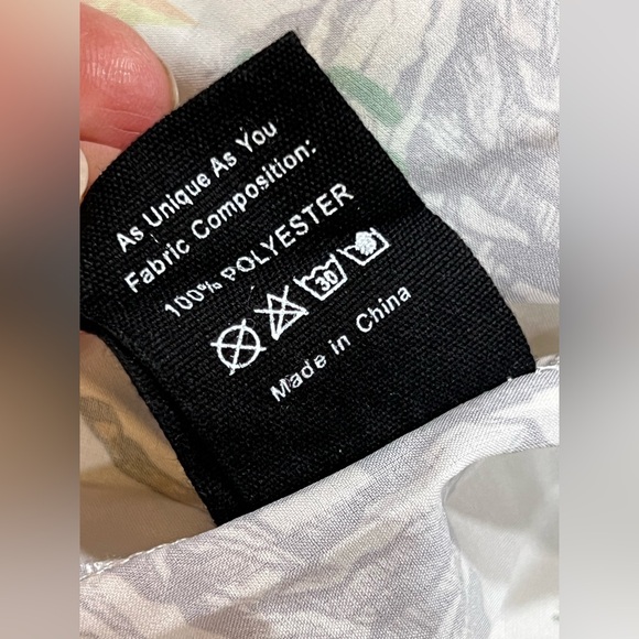 Delila Texas Western Tan & White Button Down Shirt w/ Cactus, Horses & Cowboys - Picture 9 of 9